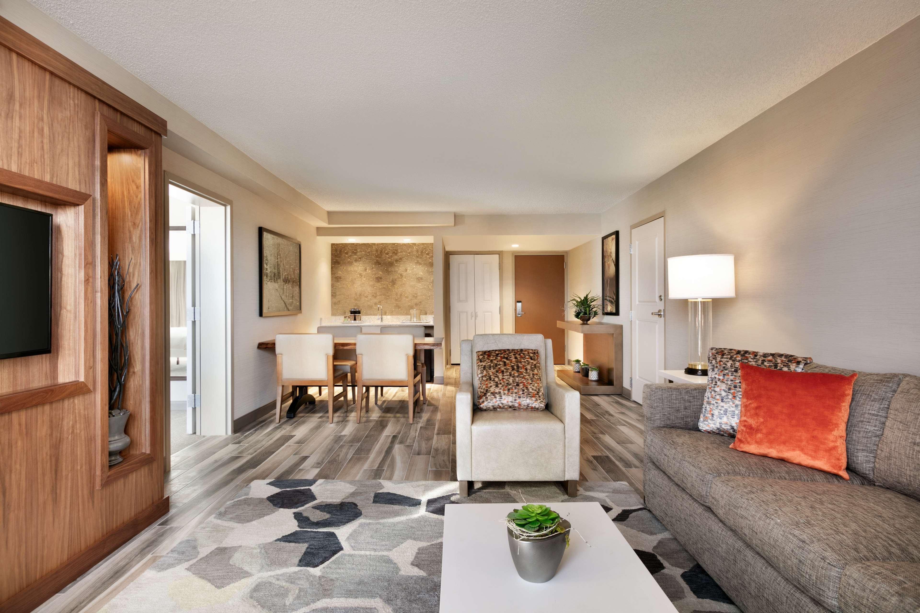 Hilton Fort Collins Exteriör bild