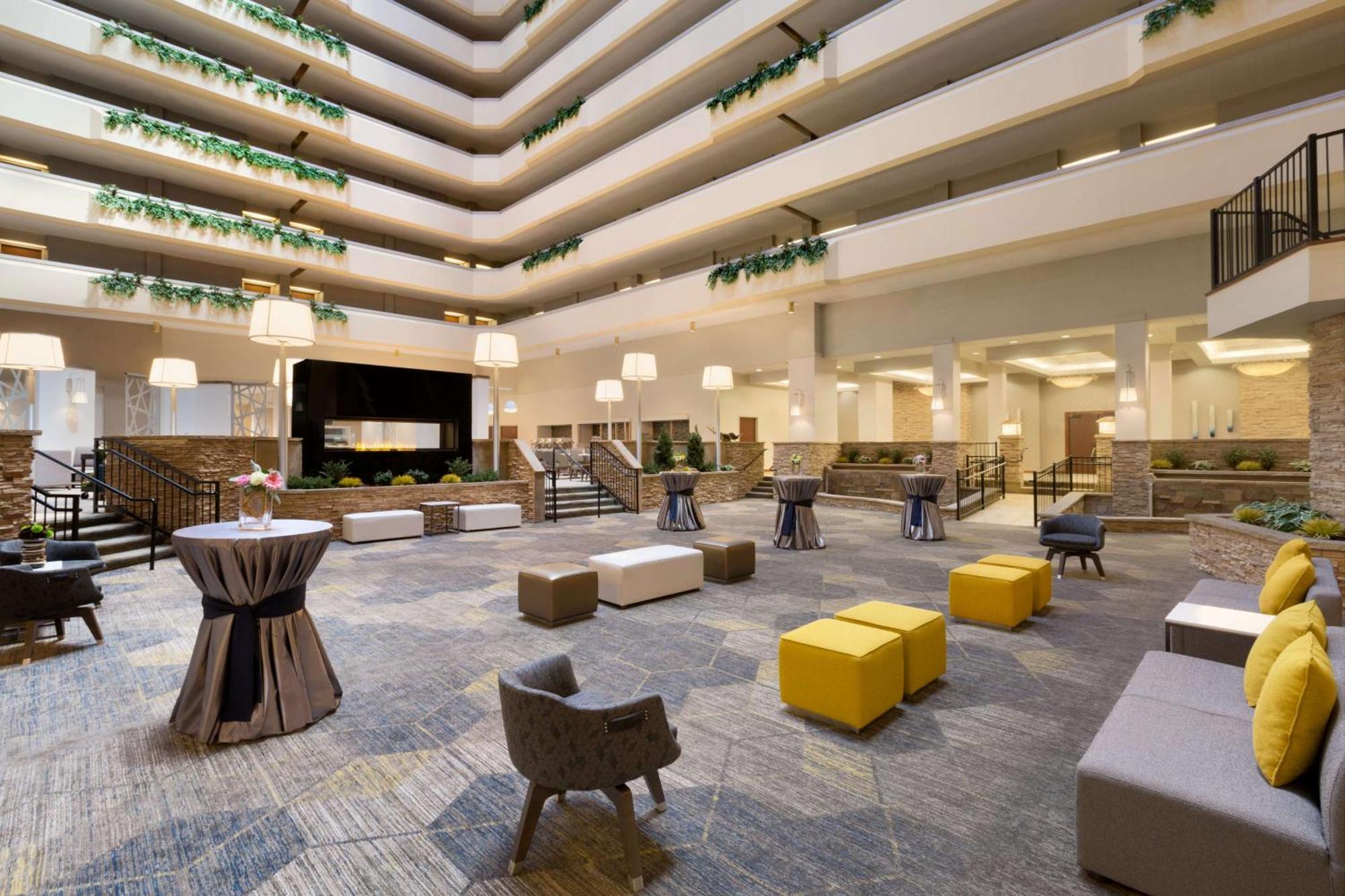 Hilton Fort Collins Exteriör bild